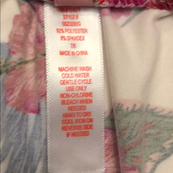 1st Kiss outfit - Picture 5 of 5